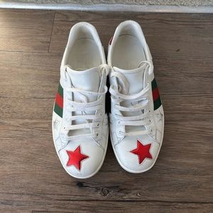 Gucci star strip sneakers